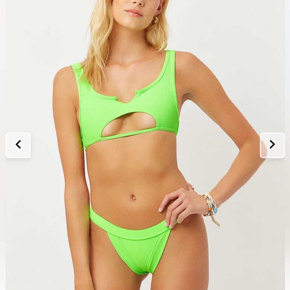 FRANKIES BIKINIS SWIMSUIT